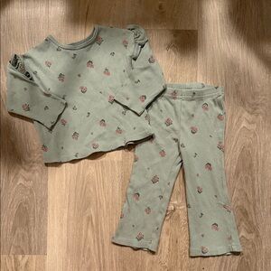 Carters lounge matching set for 18 months